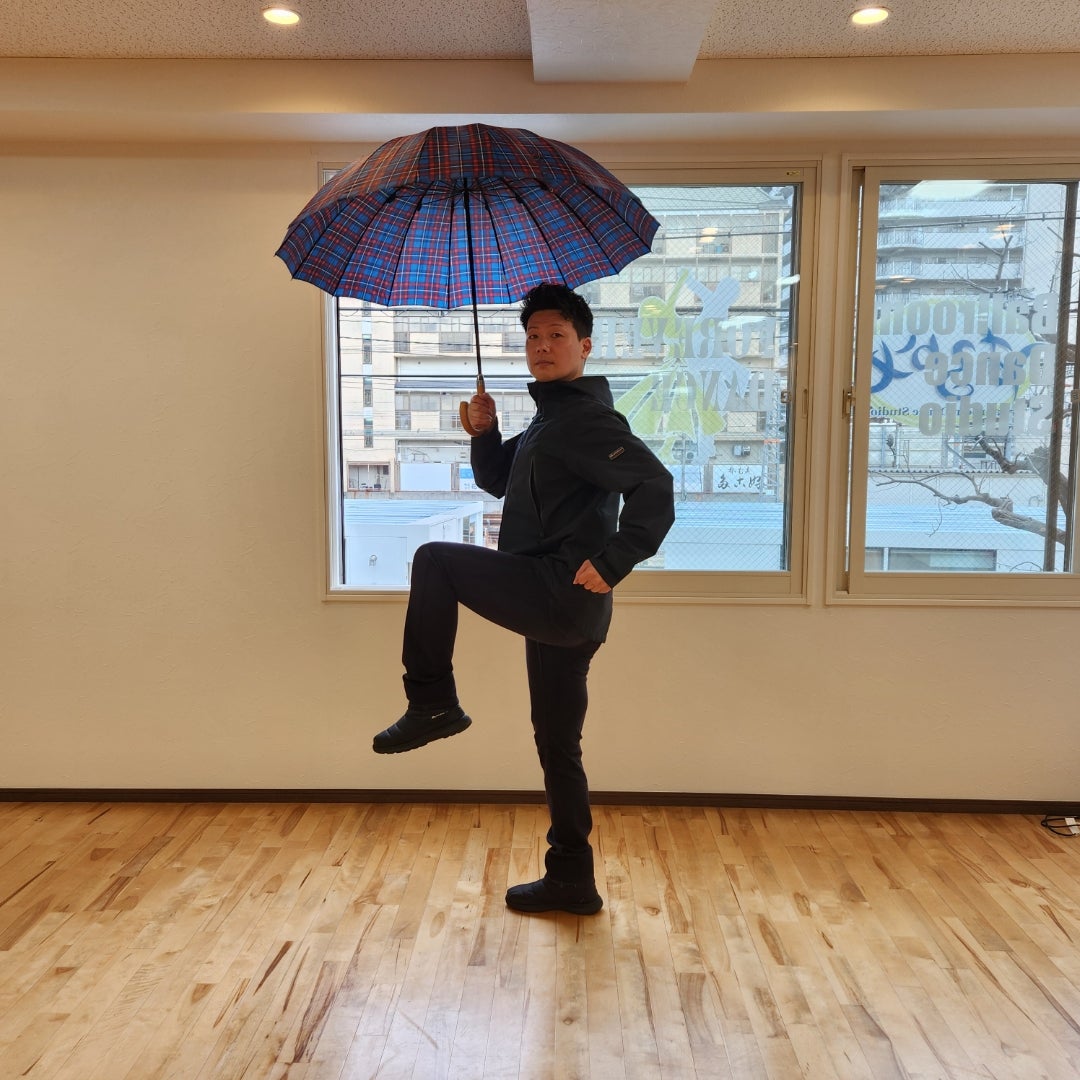 【教室ブログ】傘をさす時も